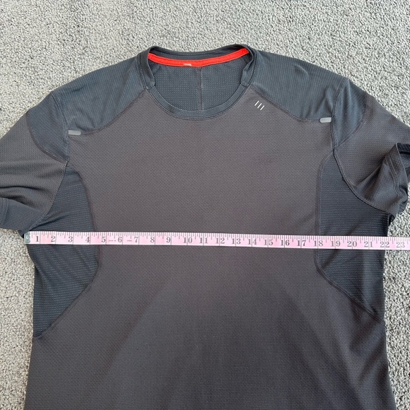 Mens Lululemon Run: Light As Air Performance Short Sleeve Shirt Black Size XL - Picture 5 of 8
